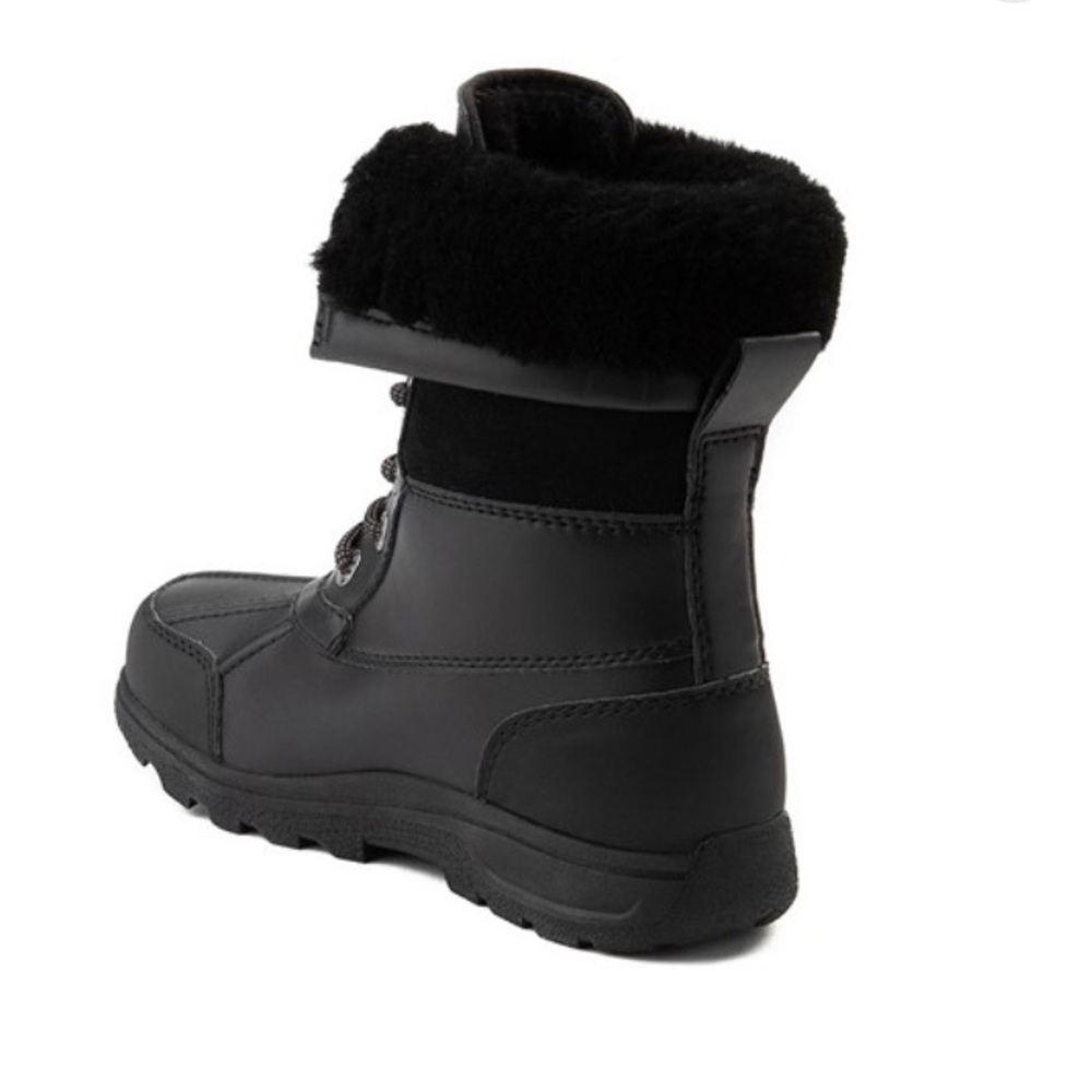 UGG® Butte II CWR Boot - Little Kid / Big Kid - Black - Picture 11 of 16